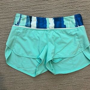 Lululemon speed shorts sz 4